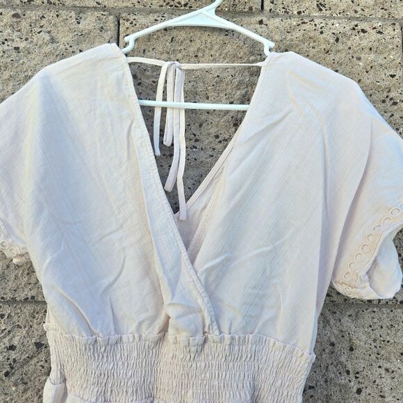 Women's Lush Cream/Pale Pink Crochet, V-Neck Romper - Picture 15 of 15